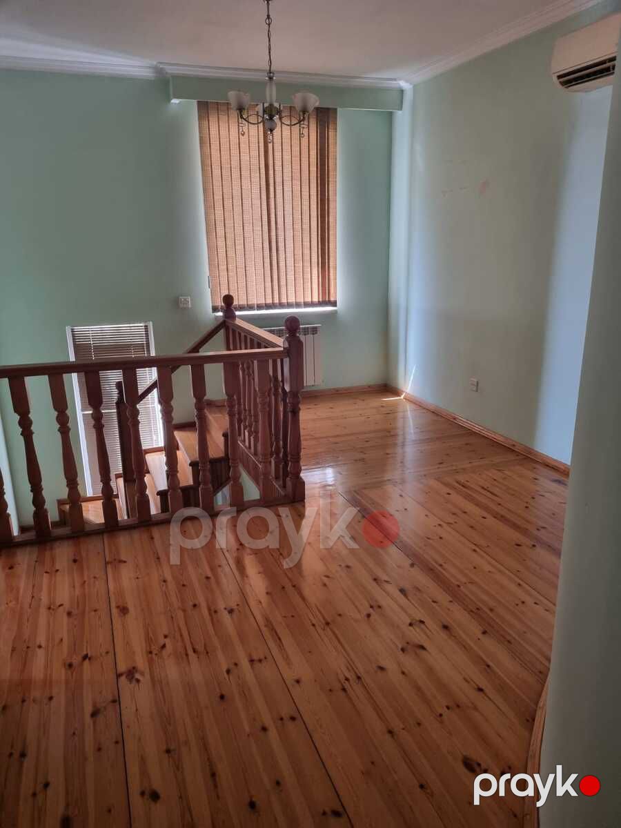 Satılır 4 otaqlı həyət evi/bağ evi 180 m² — Ev, villa, Bakı (9)