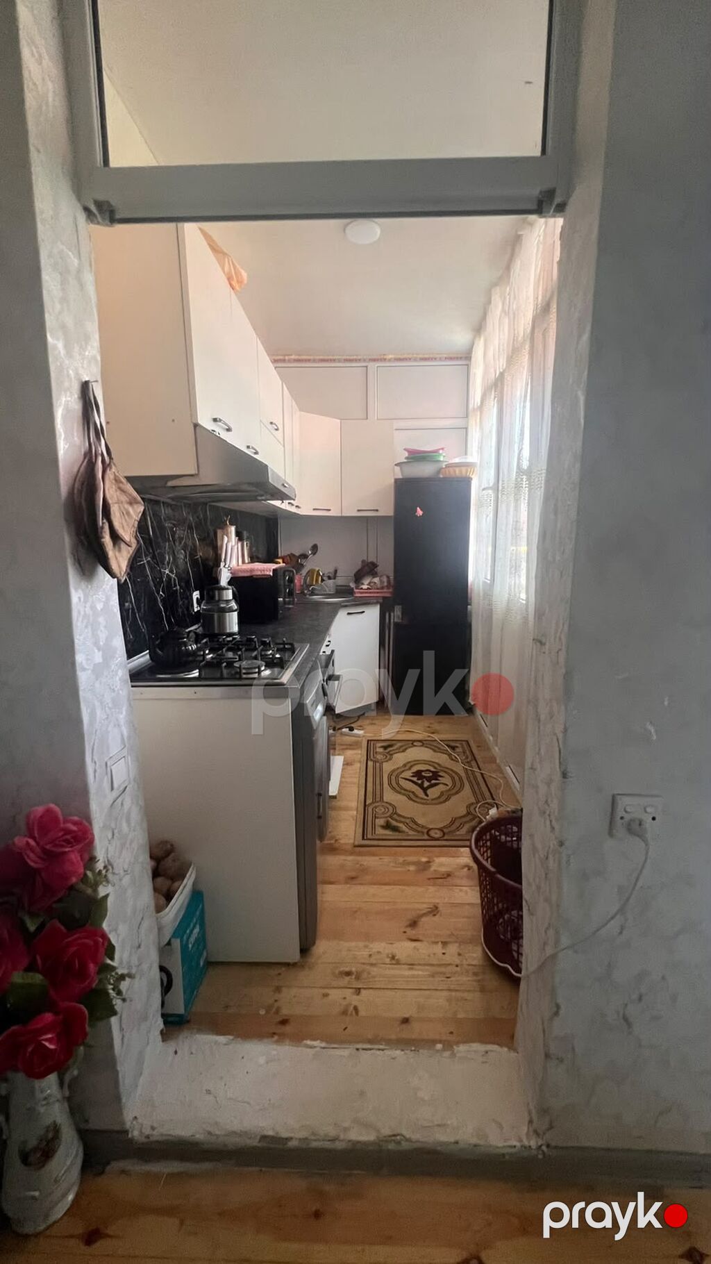 Xirdalanda 5 nom mektebin yaxinliginda kursulu altı qaracli 4 otagli — Ev, villa, Xırdalan (4)