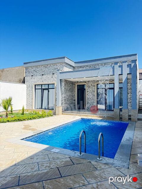 Satılır 4 otaqlı həyət evi/bağ evi 180 m² — Bakı