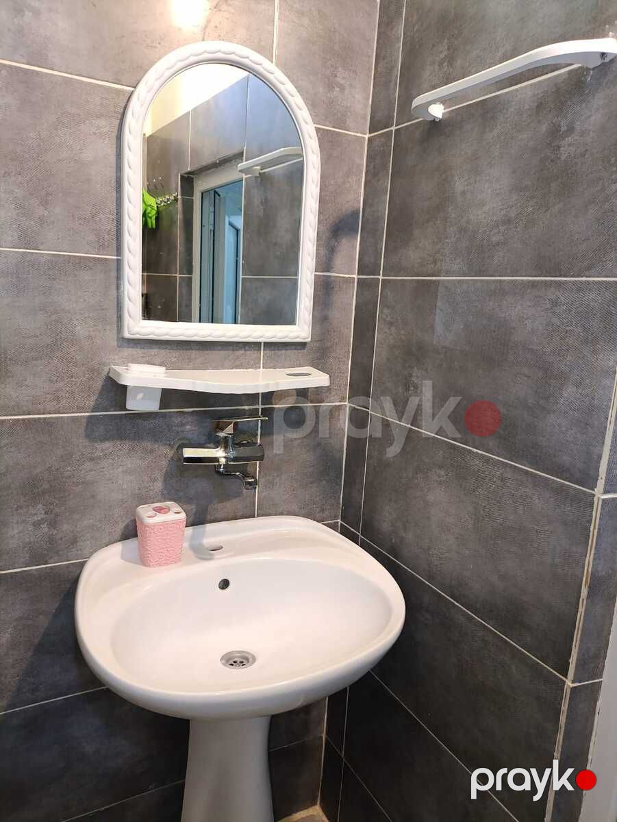 İcarəyə verilir 2 otaqlı köhnə tikili 72 m² — Mənzil, Bakı (8)