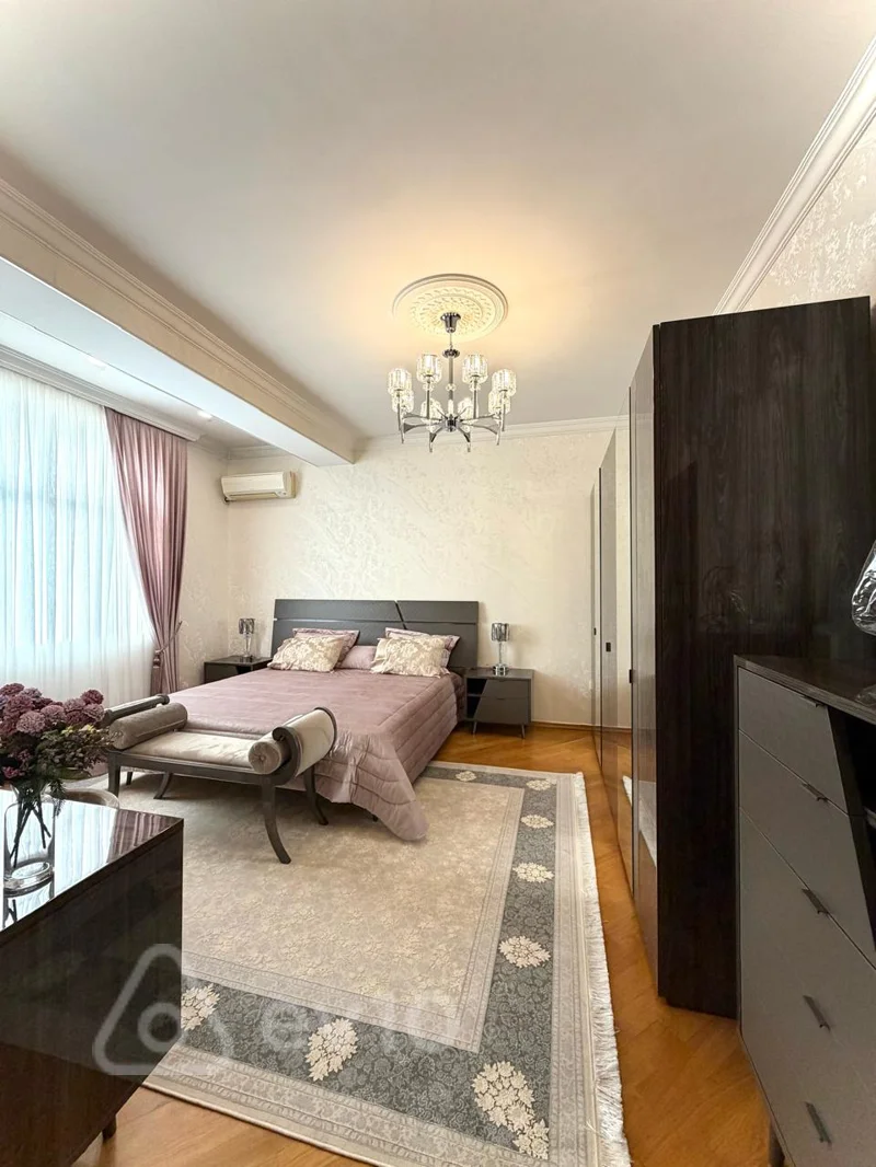 4 otaqlı mənzil, 220 m², Ceyhun Hacıbəyli — Mənzil, Bakı (7)