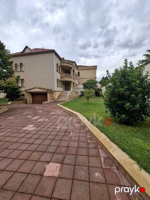 Satılır 5 otaqlı həyət evi/bağ evi 700 m² — Bakı