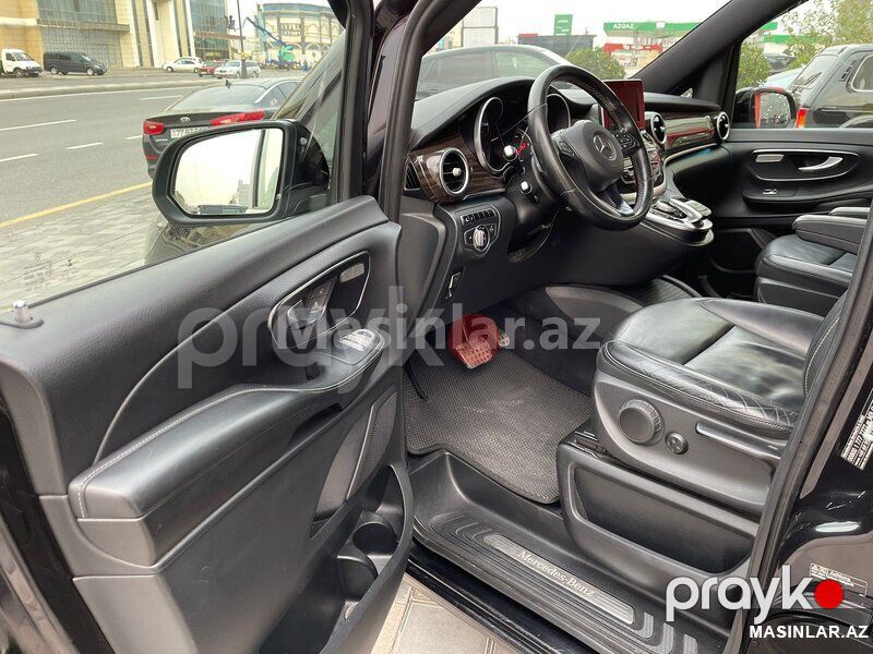 Mercedes Viano mikroavtobus, 2017 il — Minik avtomobili icarəsi, Bakı (7)