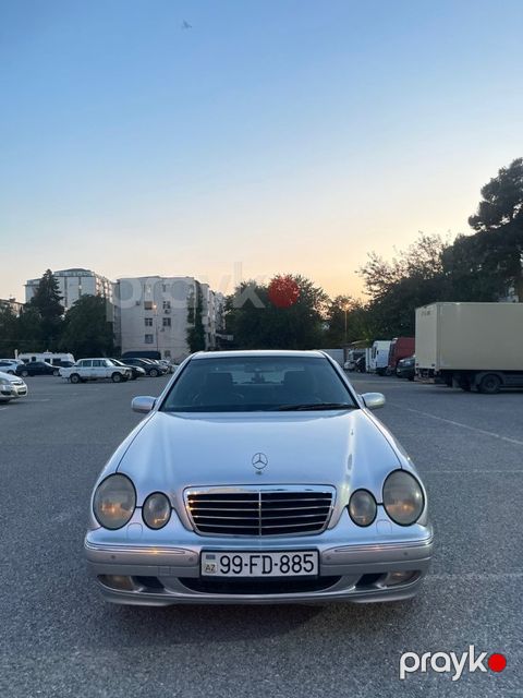 Mercedes E 320, 3.2 L, 2001 il, 410 000 km — Bakı