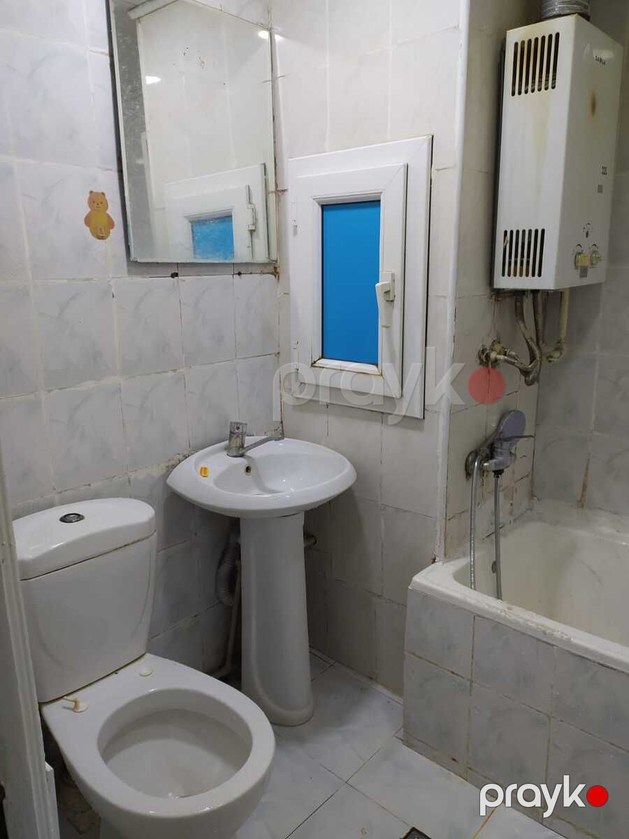 Satılır 2 otaqlı köhnə tikili 60 m² — Mənzil, Bakı (12)