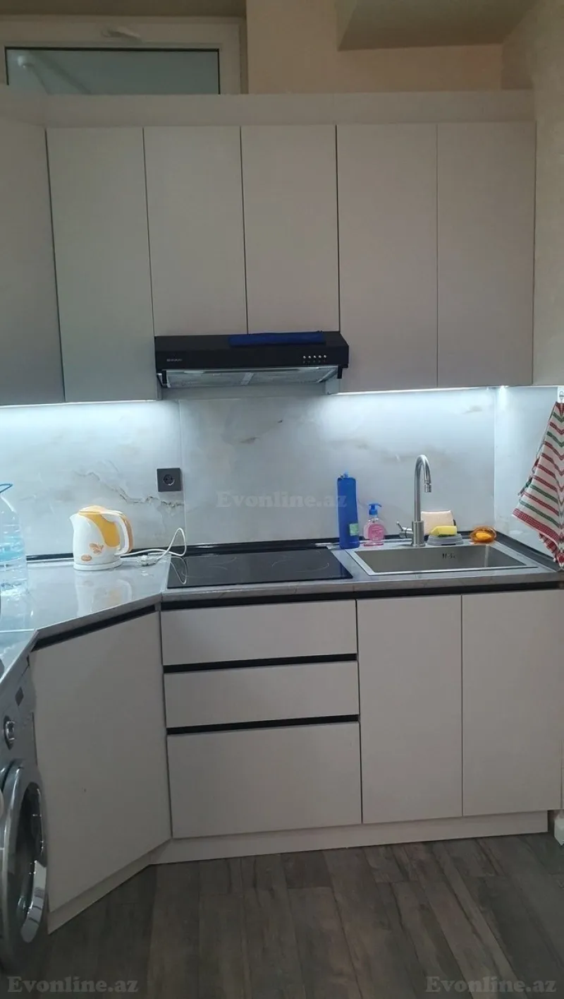 Kirayə verilir 3 otaqlı Mənzil Yeni tikili 80 m² Bakı, Yasamal r., İnşaatçılar m — Mənzil, Bakı (8)