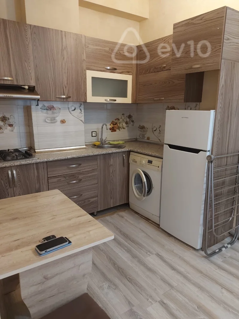 2 otaqlı mənzil, 70 m², Babək pr — kirayə — Bakı
