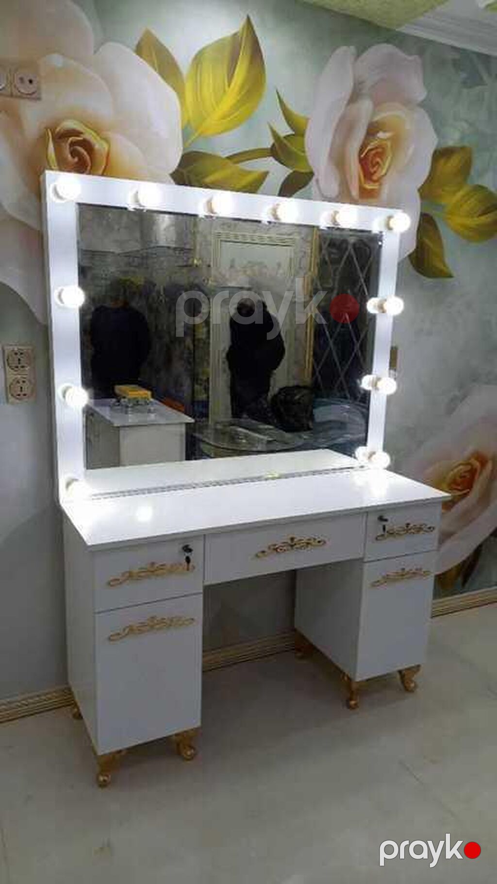 Salon güzgüsü Fabrik istehsalı makiyaj / vizaj / gözəllik salonu — Salon mebeli, Bakı (2)