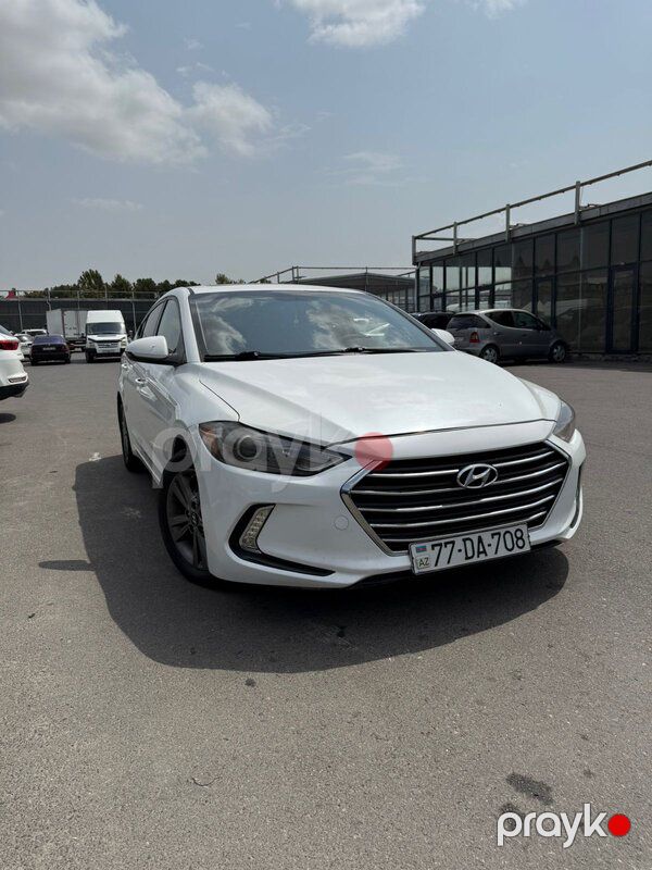 Hundai Elantra 2018 — Minik avtomobili icarəsi, Bakı (3)