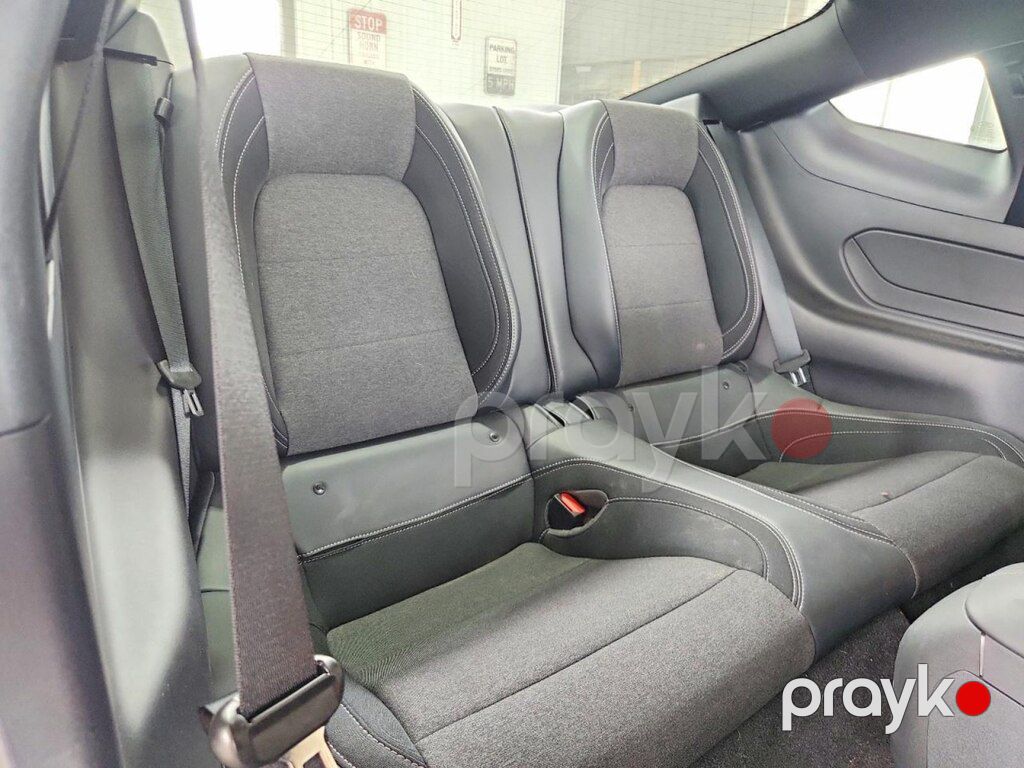 Ford Mustang, 2.3 L, 2025 il, 16 842 km — Avtomobillər (10)