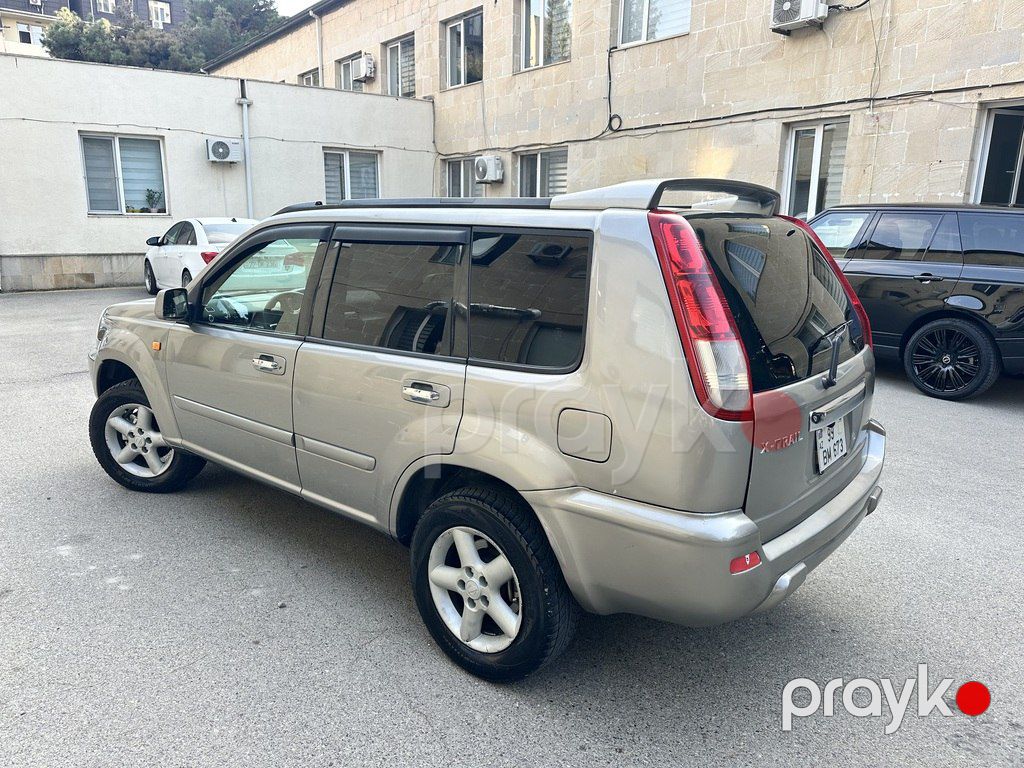 Nissan X-Trail, 2.0 L, 2001 il, 300 011 km — Avtomobillər, Bakı (4)
