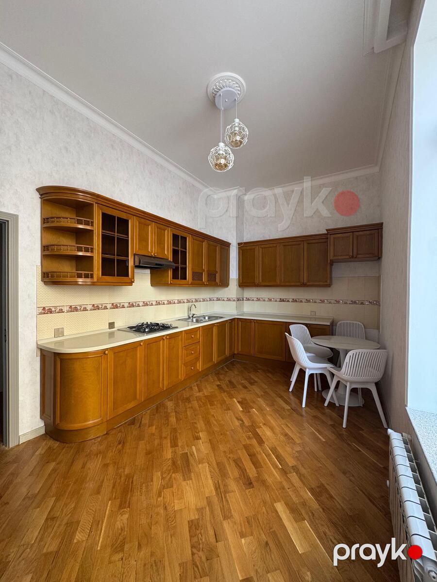 Satılır 16 otaqlı həyət evi/bağ evi 4000 m² — Ev, villa, Bakı (5)