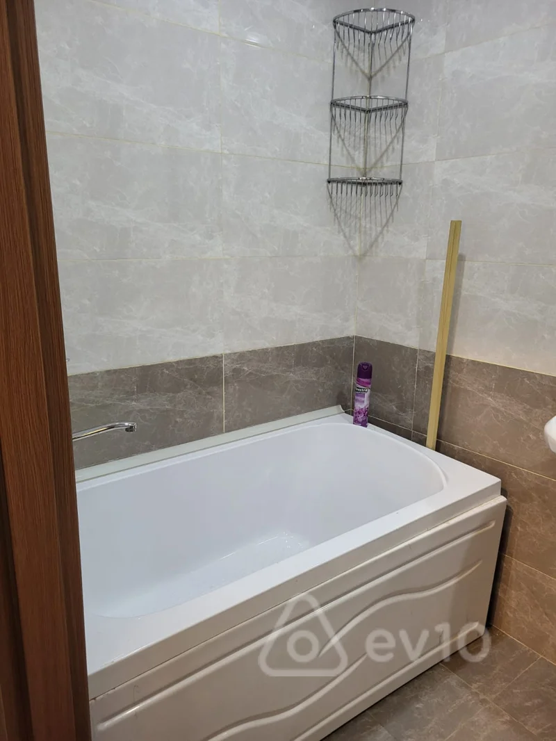 1 otaqlı mənzil, 40 m², silahli quvveler kucesi — kirayə — Mənzil, Bakı (11)