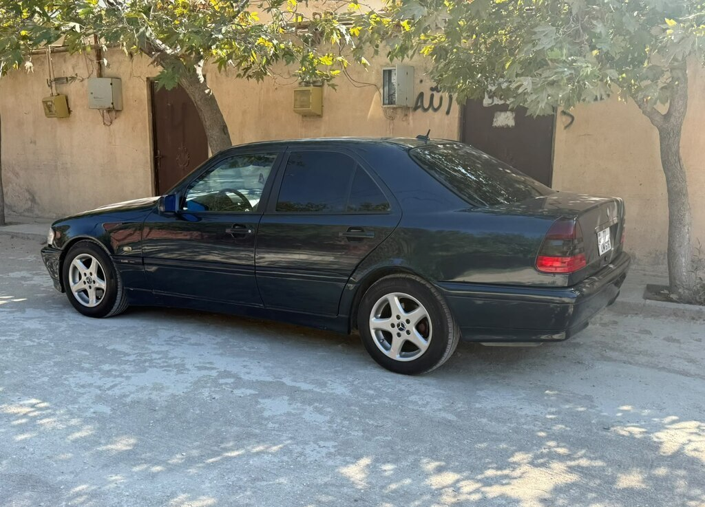 Mercedes C 220, 2000 il, 305500 km — Avtomobillər (4)