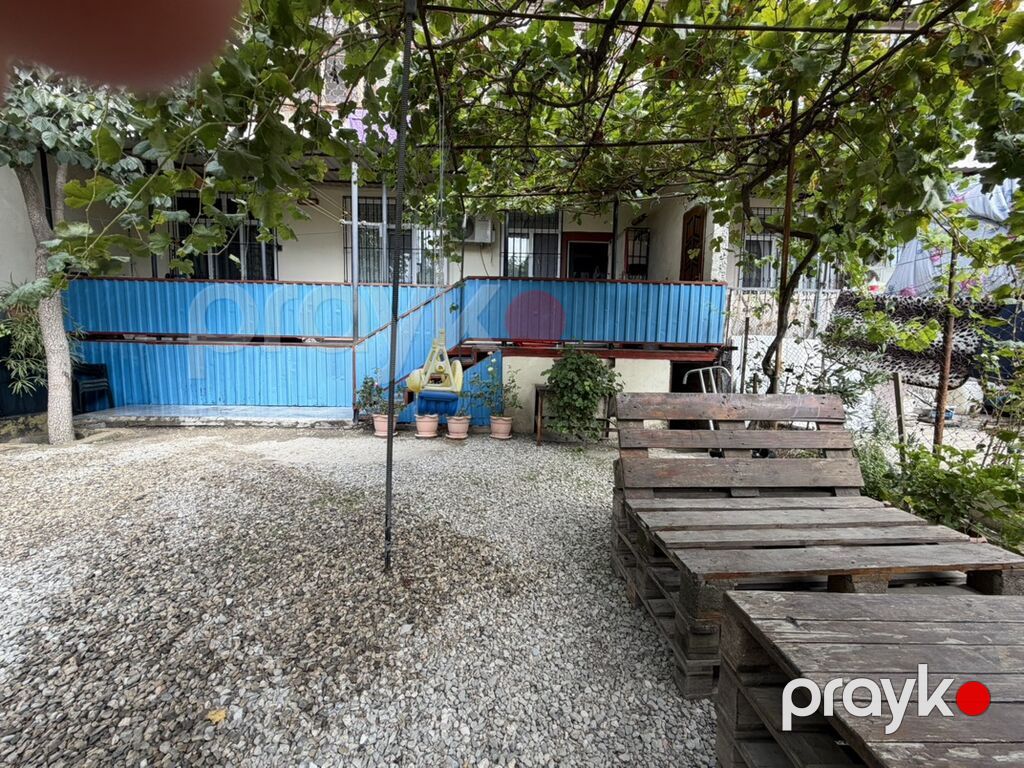 ev eşyalariyla birlikde satilir Həyətli mənzil – yaşıllıqla — Ev, villa, Bakı (2)