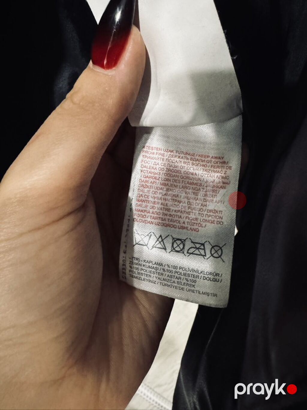 Qara rəngli, qısaldılmış fason qışlıq pufik gödəkçə. - Material — Jaketlər, Bakı (7)