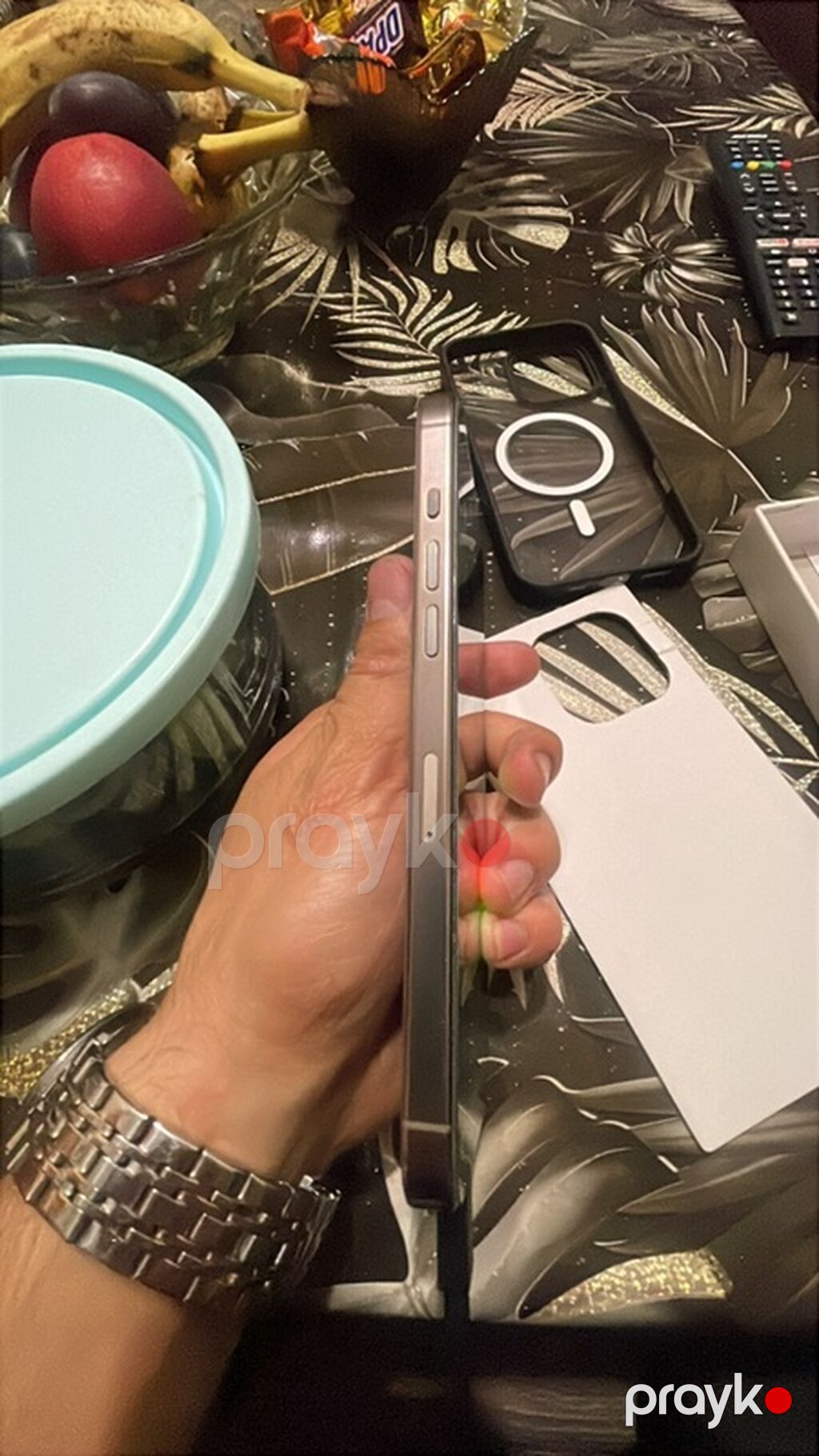 IPhone 16 Pro Max, 1 TB, Qara, Simsiz şarj — Apple iPhone, Masazır (7)