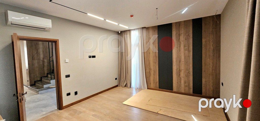 Satılır 5 otaqlı həyət evi/bağ evi 300 m² — Ev, villa, Bakı (8)