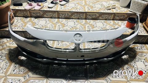 Ön, BMW f30, 2017 il, ABŞ, Ünvandan götürmə, Ödənişli çatdırılma — Bakı