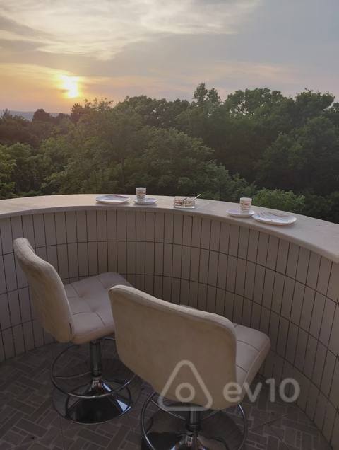 4 otaqlı mənzil, 110 m², Badamdar qəsəbəsi — Kamil