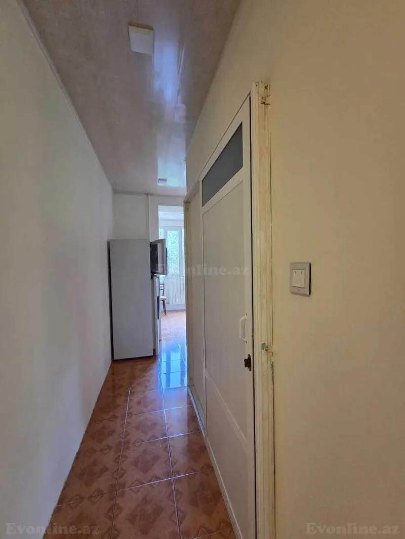Satılır 3 otaqlı Mənzil Köhnə tikili 80 m² Bakı, Yasamal r., Elmlər Akademiyası m — Mənzil, Bakı (7)