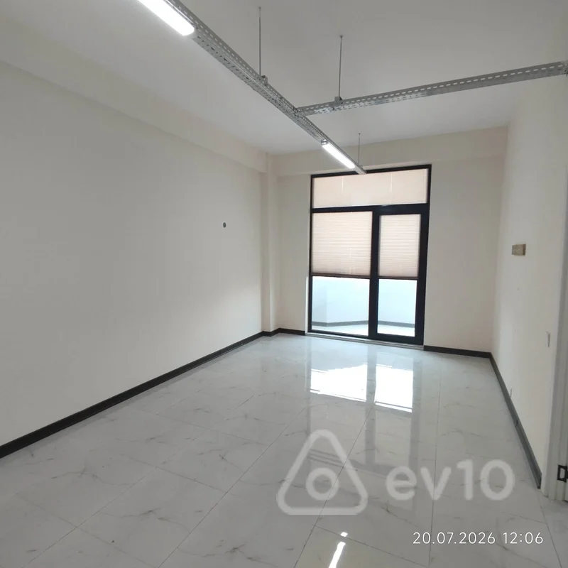 Ofis, 51 m², Rəşid Behbudov küçəsi, Xarici Diller Universitetinin yani — kirayə — Ofis, Bakı (3)