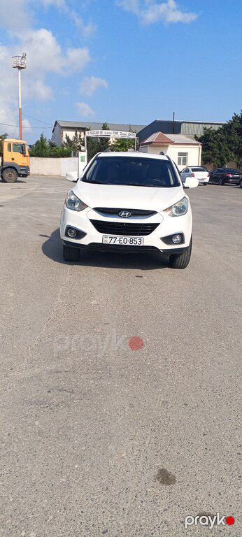Hyundai ix35, 2.4 L, 2011 il, 328 720 km — Bakı
