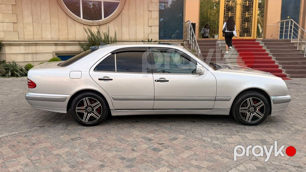 Mercedes E 230, 2.3 L, 1996 il, 595 743 km — Avtomobillər, Bakı (3)
