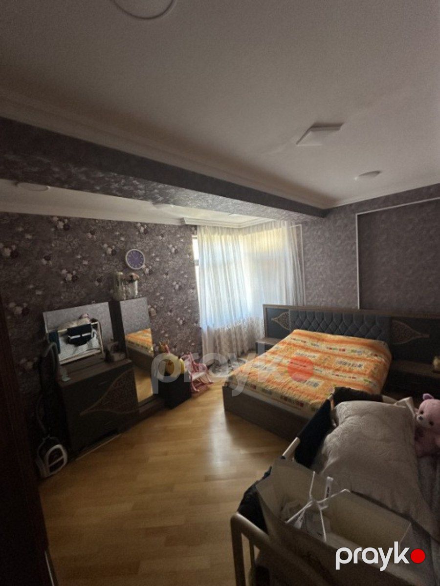 Satılır 2 otaqlı köhnə tikili 86 m² — Mənzil, Bakı (3)
