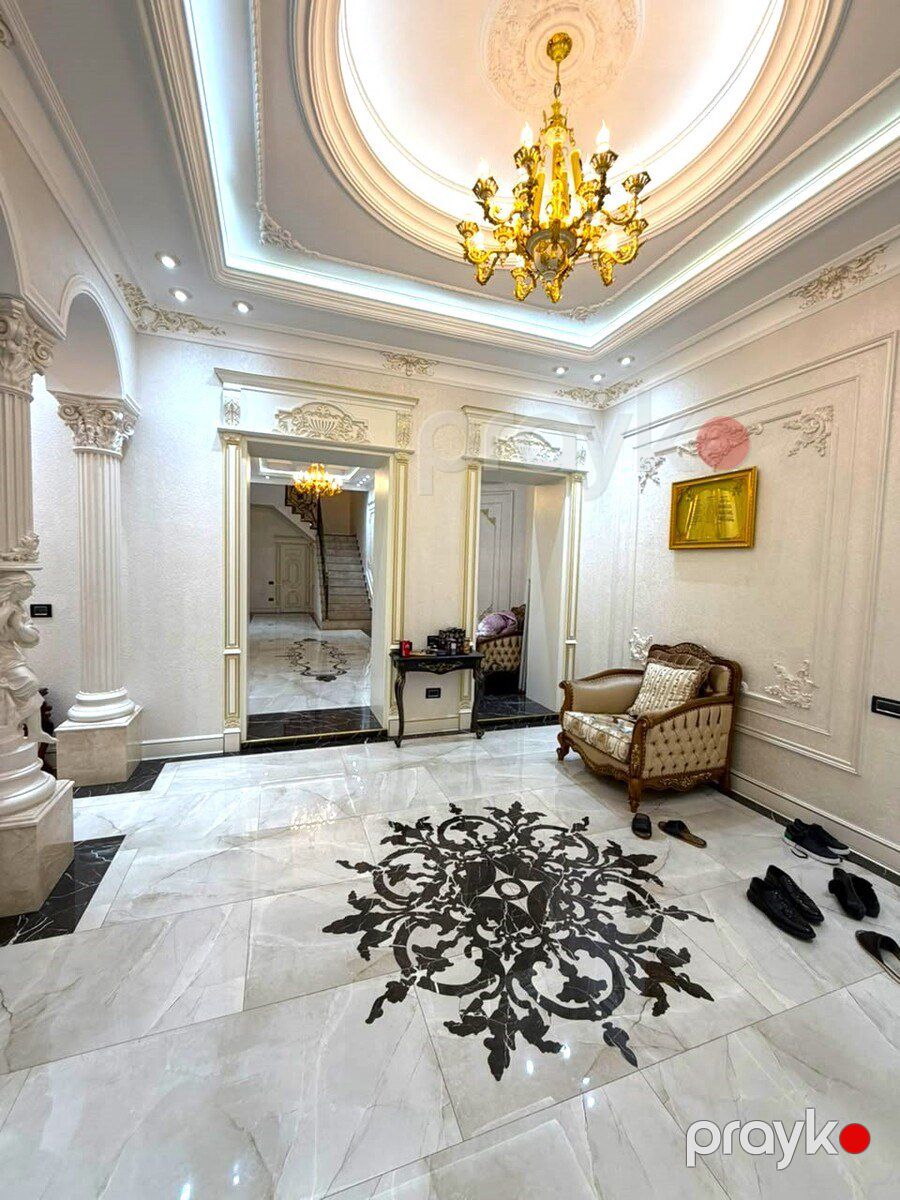 Satılır 4 otaqlı köhnə tikili 215 m² — Mənzil, Bakı (7)