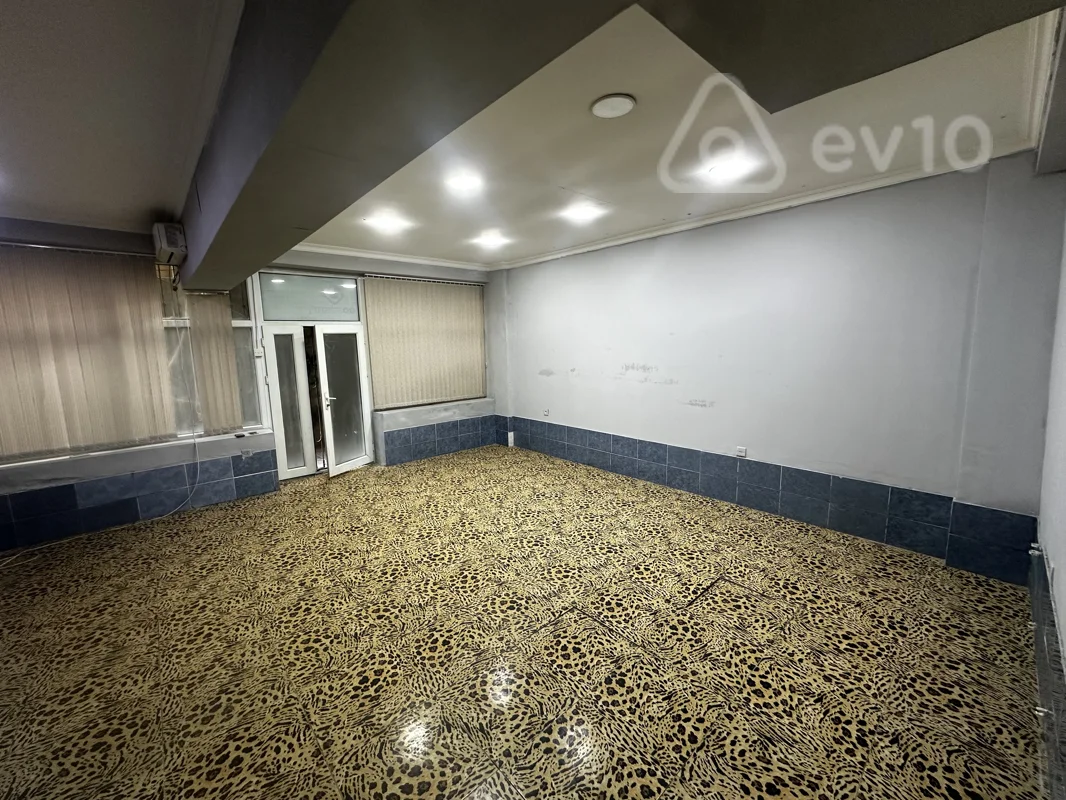 Obyekt, 40 m², Məhəmməd Naxçıvani — kirayə — Bakı