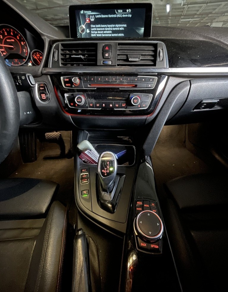 BMW 320, 2015 il, 270000 km — Avtomobillər (4)