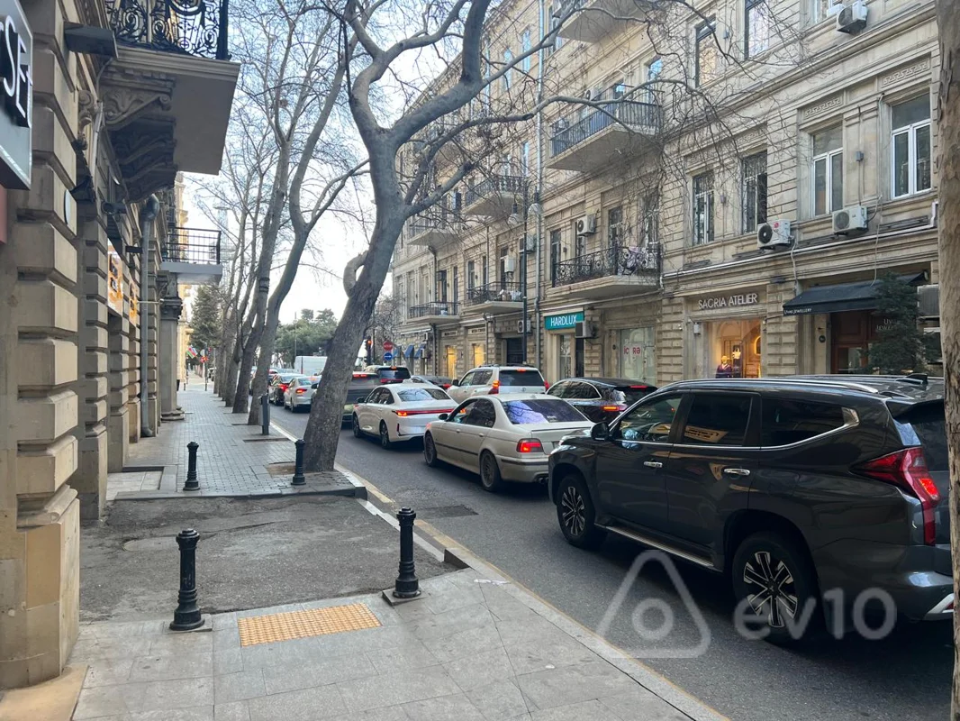 10 otaqlı mənzil, 390 m², Səməd Vurğun küc — Mənzil, Bakı (4)