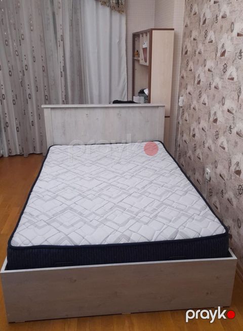 Taxt satılır. Matras daxildir. Qiyməti 200 manat. 4 aydı alınib — Bakı