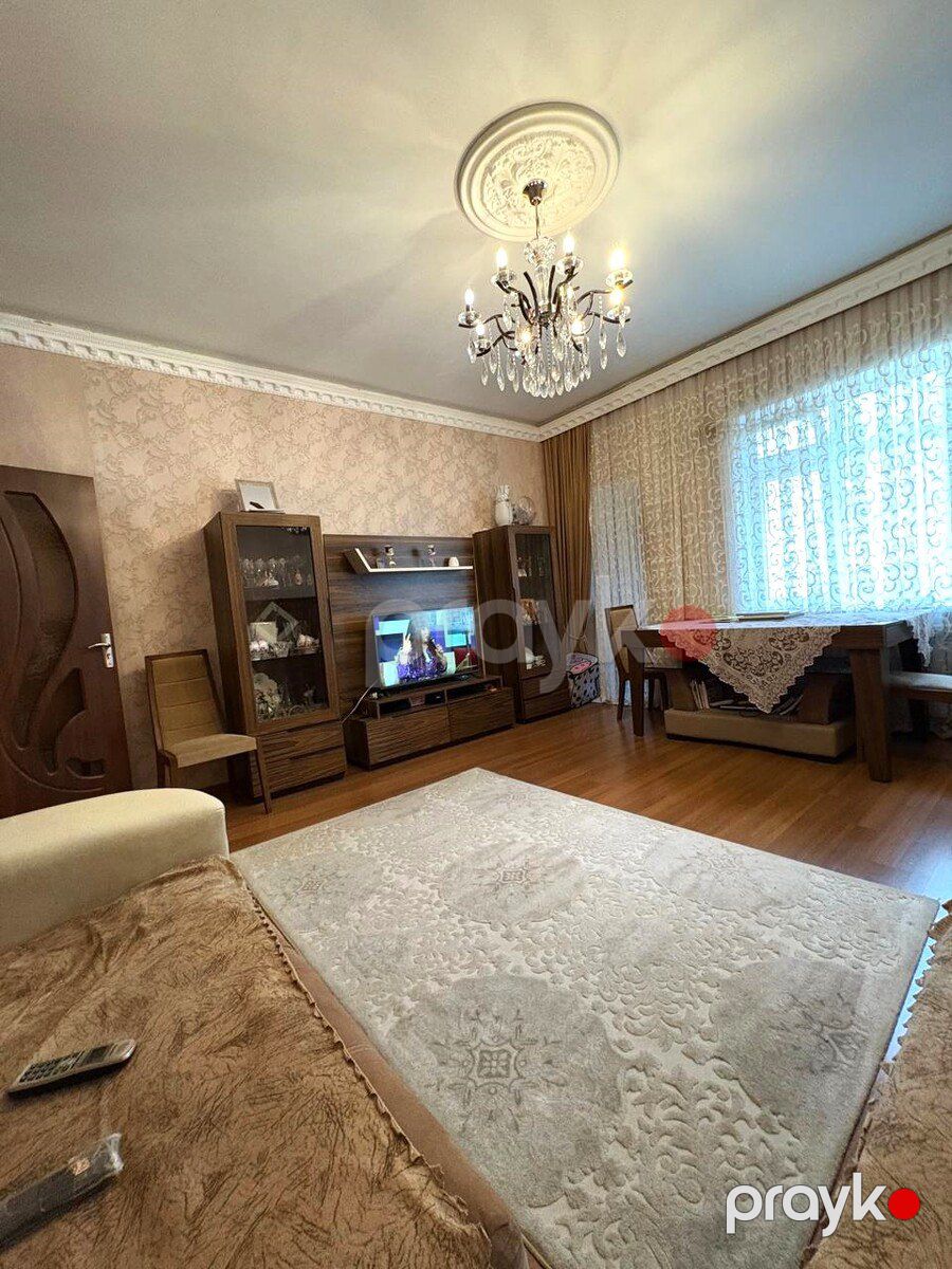 Satılır 2 otaqlı köhnə tikili 68 m² — Mənzil, Bakı (3)
