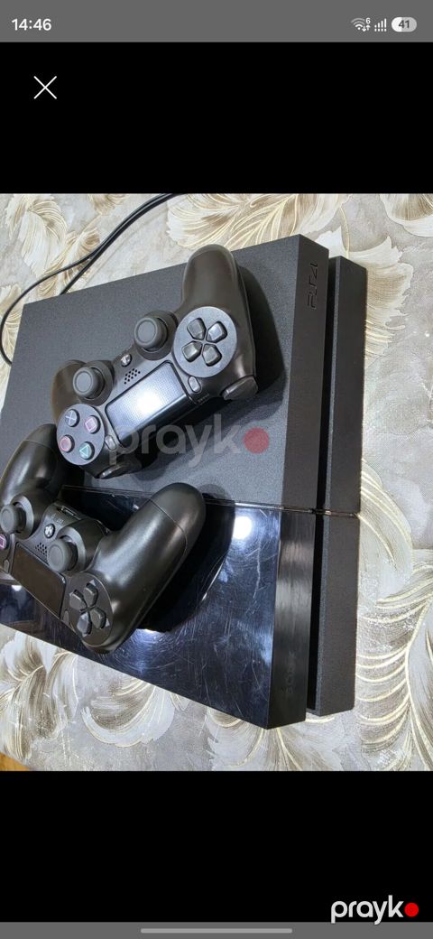 Sony PlayStation 4 (PS4) oyun konsolu - Model: PS4 (orijinal korpus) — Bakı