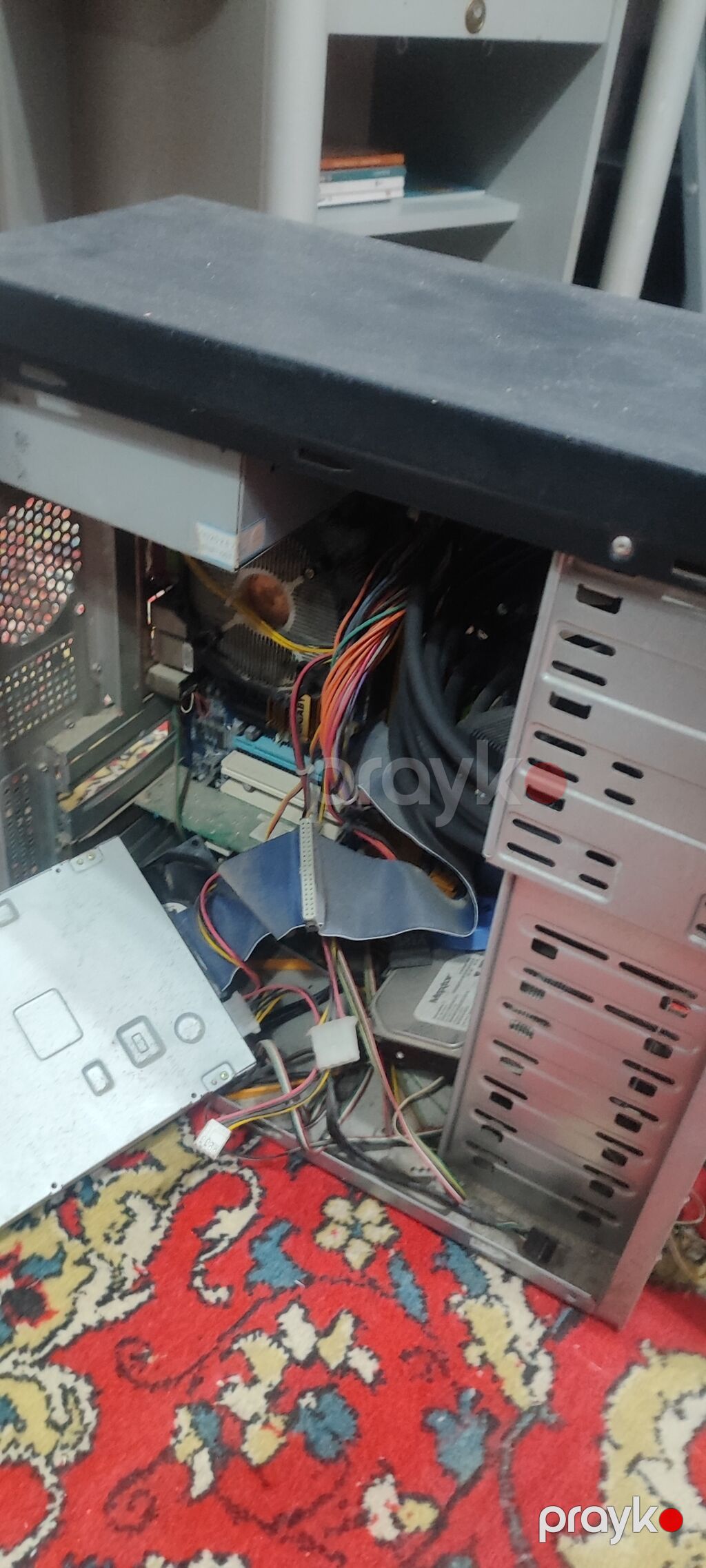 2 Monitor tam işlək heçbir problemi yoxdu 1 ədəd sitem blok üsdündə — Monitorlər, Digah (4)