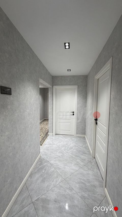 Satılır 5 otaqlı köhnə tikili 120 m² — Bakı