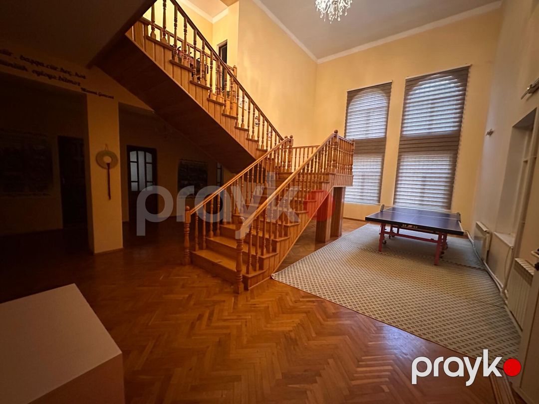 Villa, Badamdar qəs — Ev, villa, Bakı (2)
