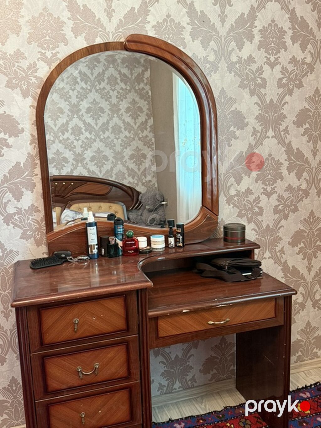 Yataq otağı mebel dəsti - Korpus: klassik üslubda, tünd qoz rəngində — Yataq otağı mobilya dəstləri, Masazır (3)