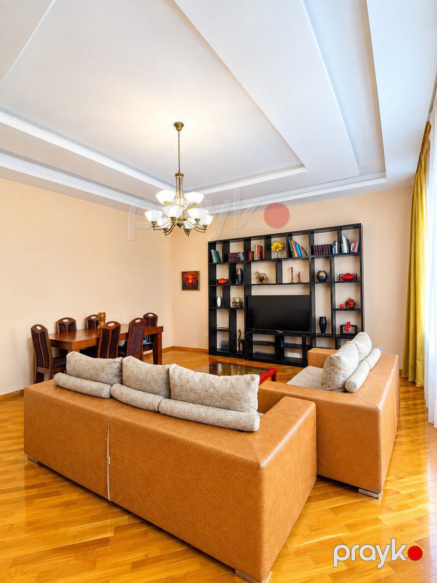 Satılır 4 otaqlı köhnə tikili 135 m² — Mənzil, Bakı (5)