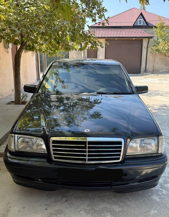 Mercedes C 220, 2000 il, 305500 km