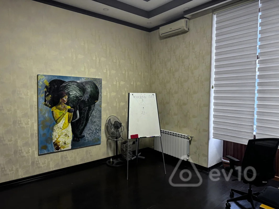 Ofis, 32 m², Neftçilər pr. 145, Port Baku-ilə uzbəüz — kirayə — Ofis, Bakı (2)