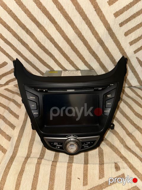 Hyundai Elantra 2014 monitoru — Bakı