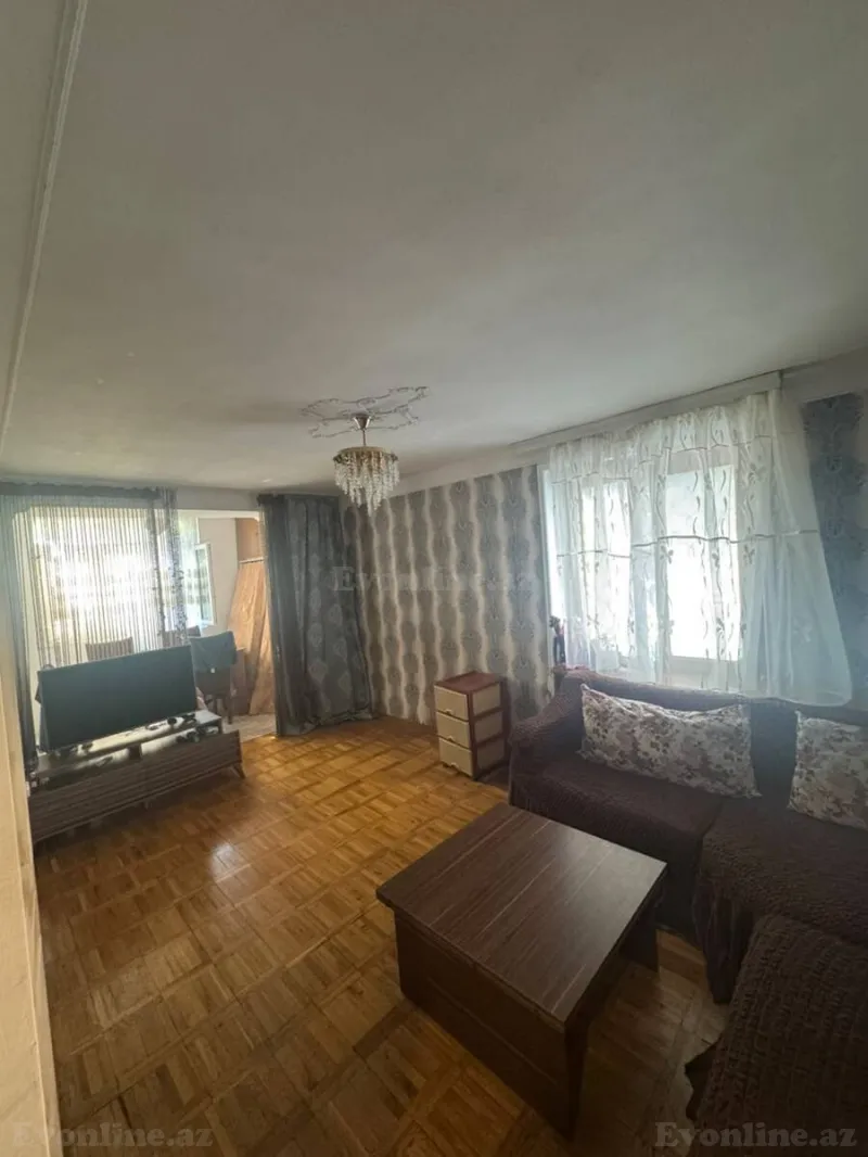 Satılır 2 otaqlı Mənzil Köhnə tikili 40 m² Bakı, Yasamal r., İnşaatçılar m — Mənzil, Bakı (2)