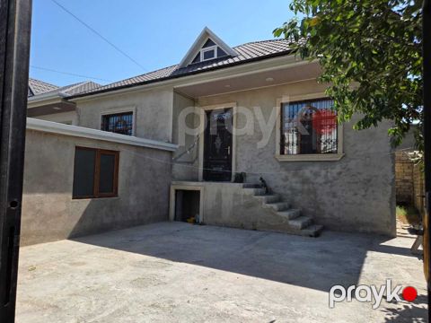 Satılır 3 otaqlı həyət evi/bağ evi 120 m² — Bakı