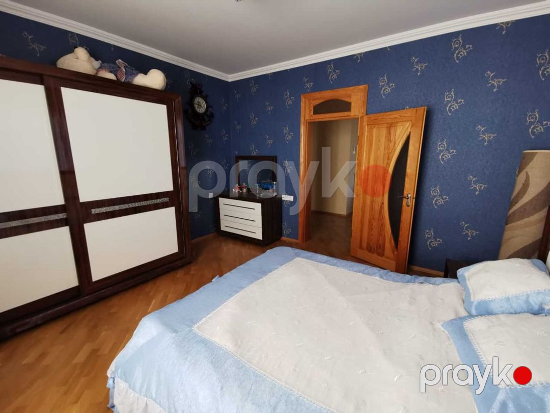 Satılır 4 otaqlı həyət evi/bağ evi 300 m² — Ev, villa, Bakı (3)