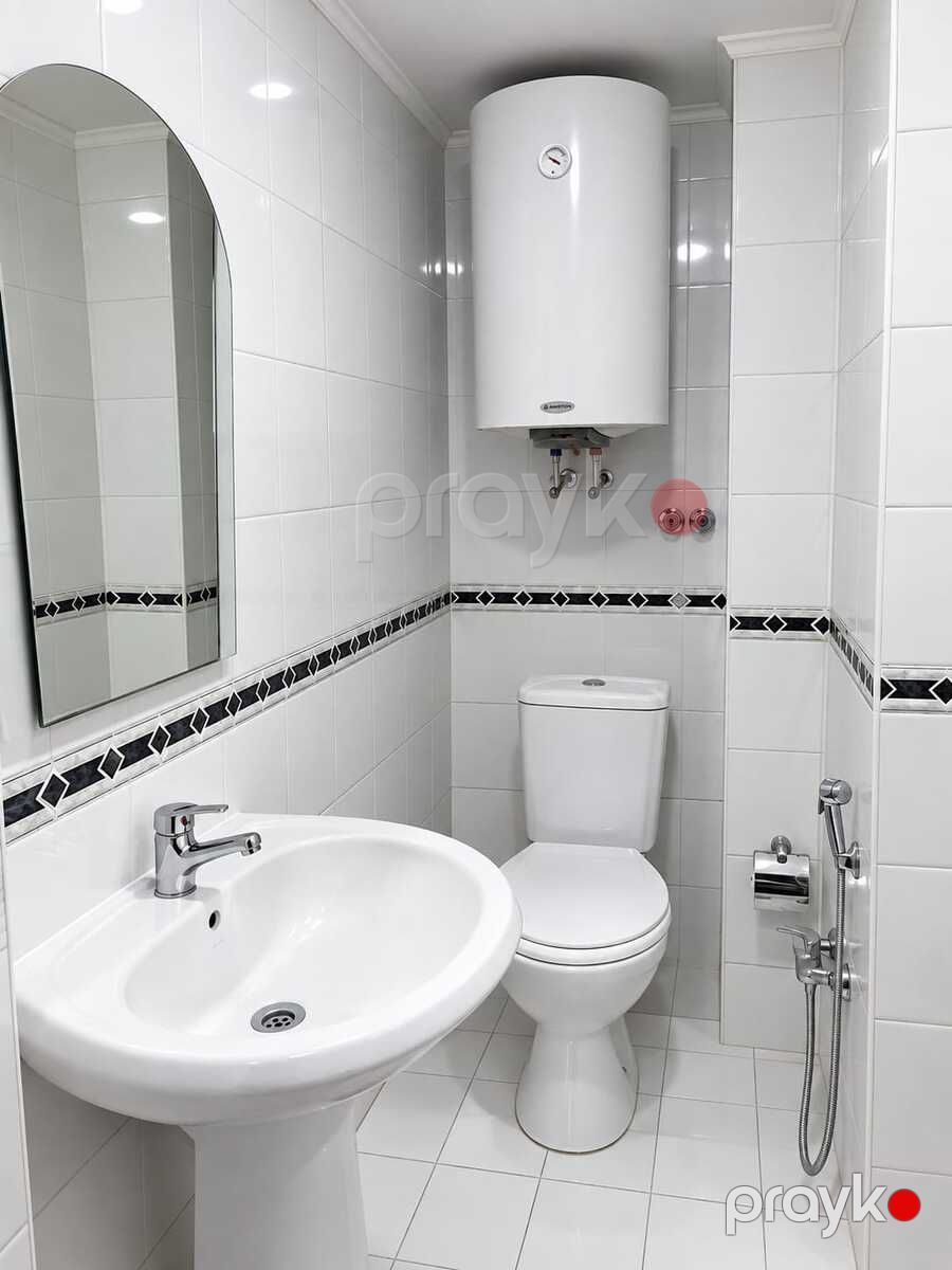 Satılır 1 otaqlı köhnə tikili 40 m² — Mənzil, Bakı (10)