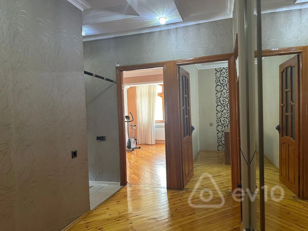 4 otaqlı mənzil, 120 m², Dadaş Bünyadzadə küç — kirayə — Bakı