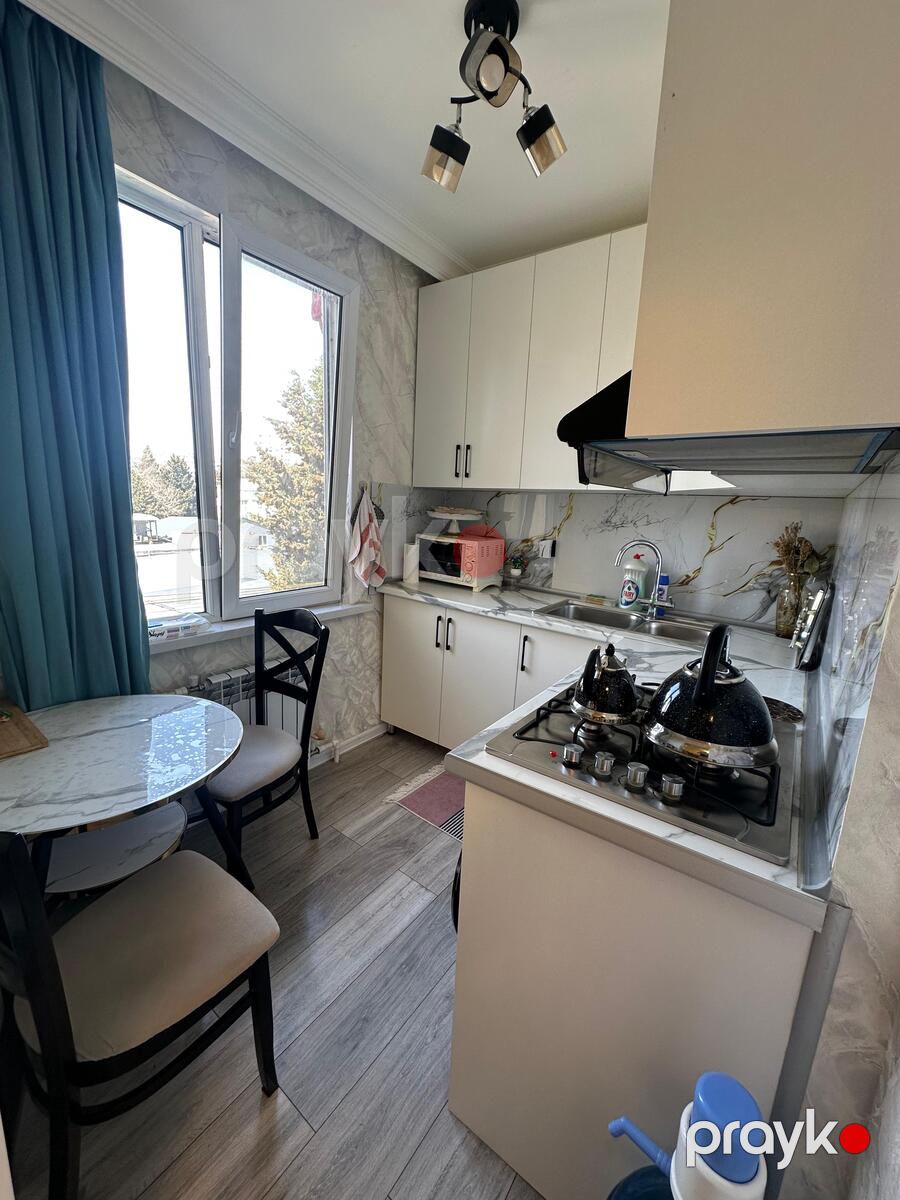 Satılır 2 otaqlı köhnə tikili 60 m² — Mənzil, Bakı (6)